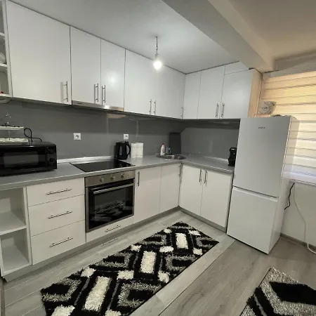 2-bedroom - 15 Min To Sarajevo Airport Apartamento